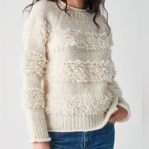 Faherty Sweaters - FAHERTY Polly • M • Winter White Mock Neck Looped Soft Knit Sweater